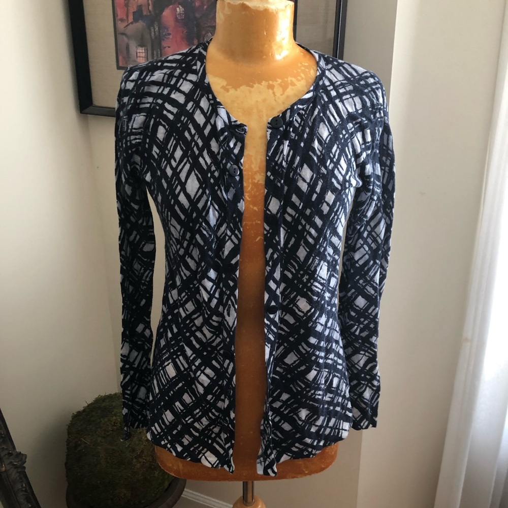 Kial cardigan sweater Small